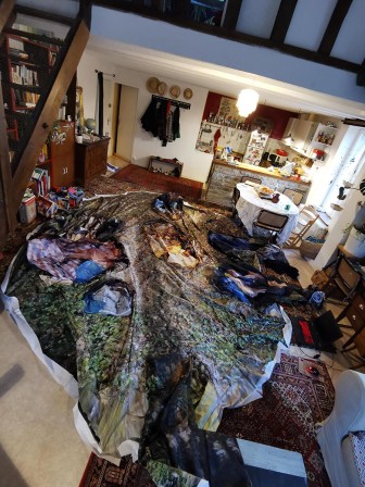 Couture des pans de tissus